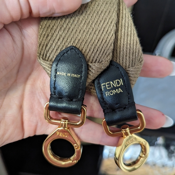 Fendi Peekaboo X Lite - Picture 6 of 16